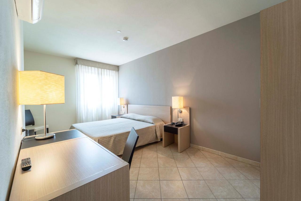 Hotel San Giuan อาลเกโร ภายนอก รูปภาพ